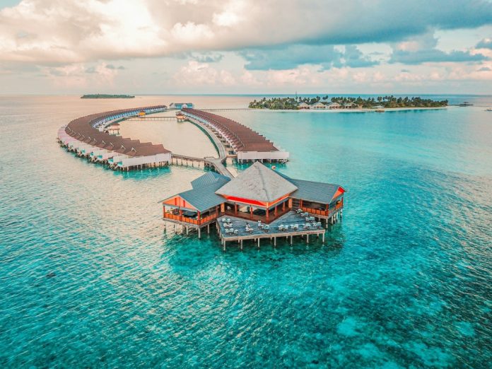 Four Seasons Maldives Unveils Landaa Estate